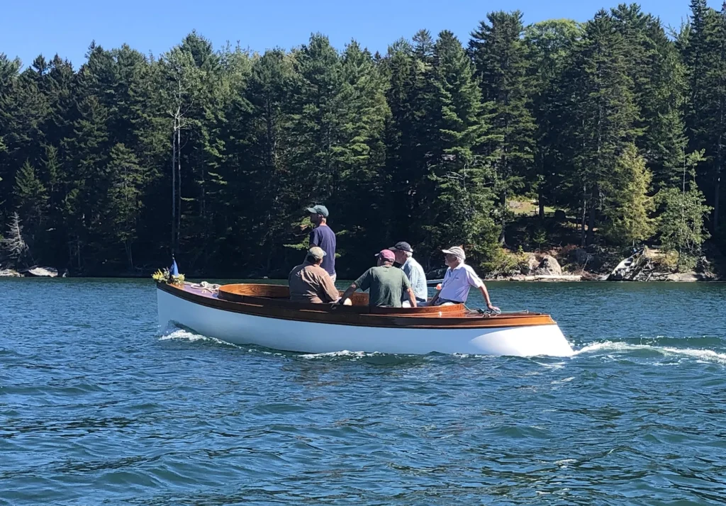 FREYA
8 kW Steerable Rim Drive Pod