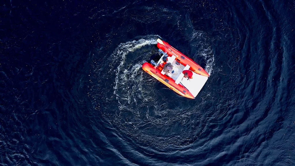 INFLATABLE TENDER
Dual 5-HP Momentum U2